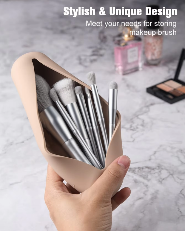 Silicone Travel Makeup Brush Case, Dust proof and Environmental Friendly