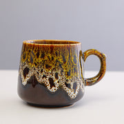 Ceramic coffee mug with large capacity, gift for coffee lover.